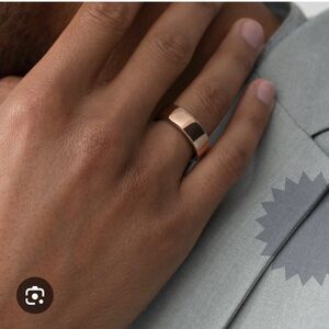 Oura Ring Gen3 Horizon in Luxurious Gold